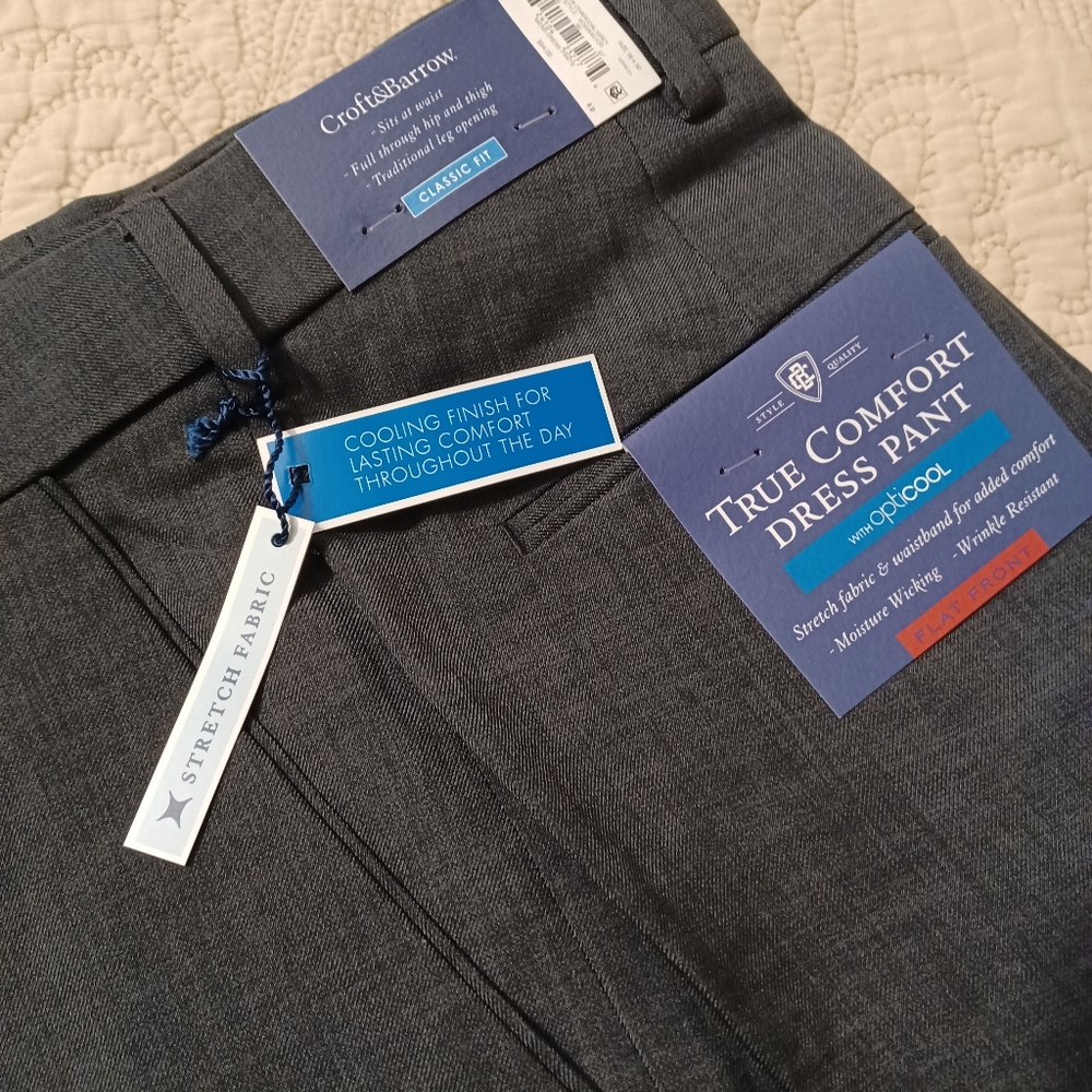 Croft & Barrow men's slacks - classic fit, flat front, size 36x32